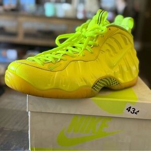 Nike Foamposite Size 13